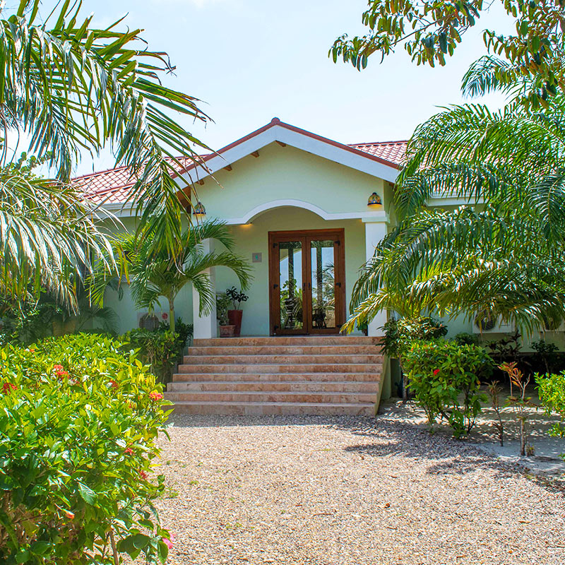 Why invest in Belize real estate